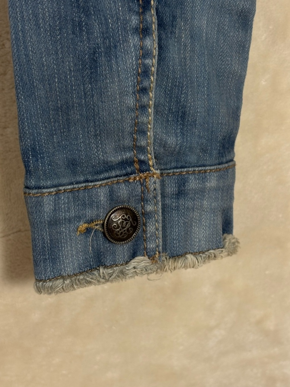 Jessica Simpson Distressed Light Blue Cropped Denim Jacket - Picture 5 of 10